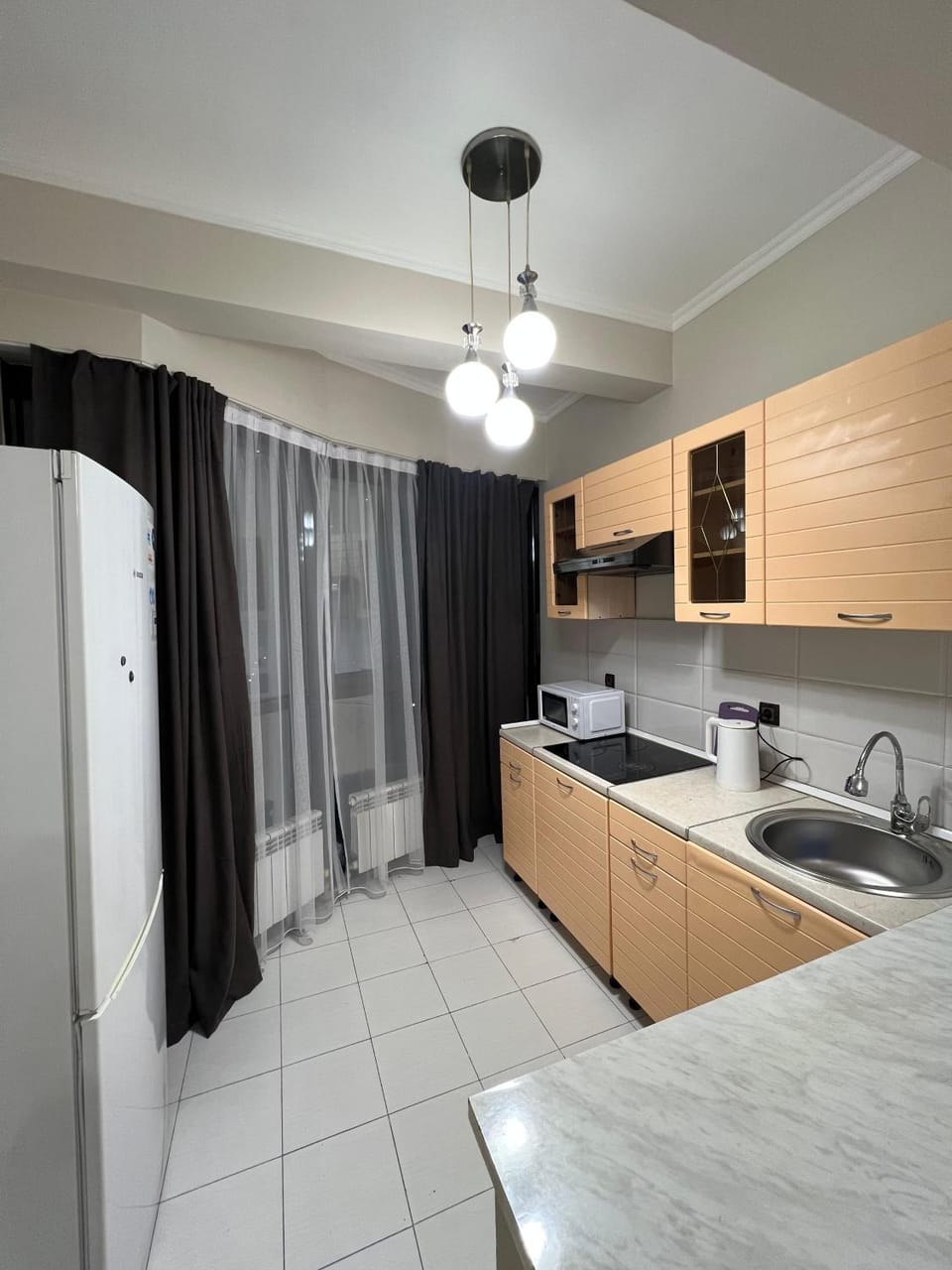 Просторная 1-спальная квартира в ЖК Арай Apartment in Almaty