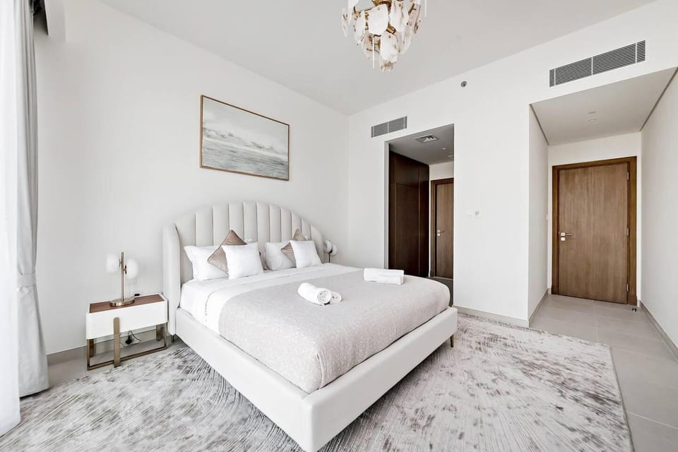 Luxury 2BR Apartment Burj Khalifa View in Al Safa Apartment in Dubai