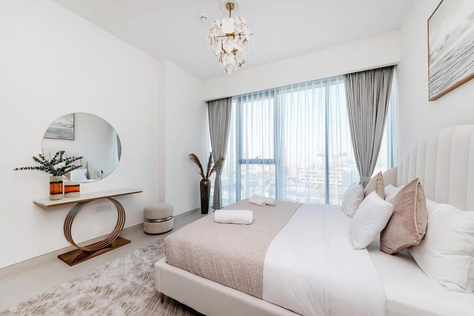 Luxury 2BR Apartment Burj Khalifa View in Al Safa Apartment in Dubai