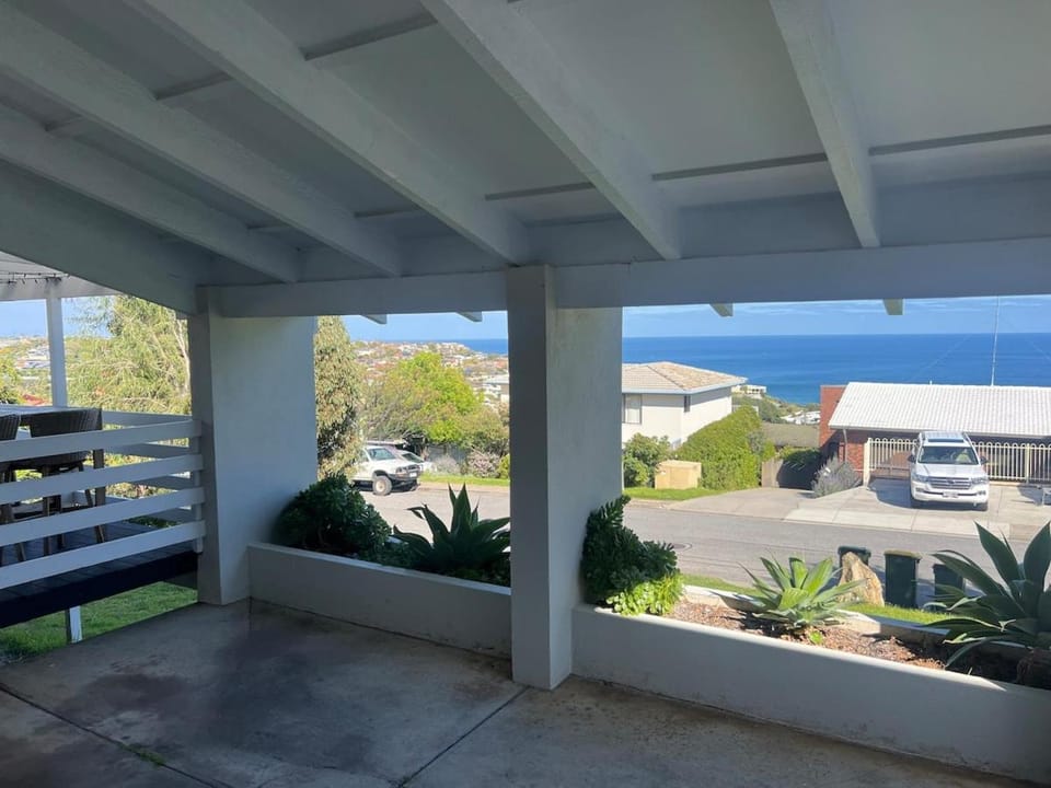 Hallett Cove Sunset Getaway House in Hallett Cove