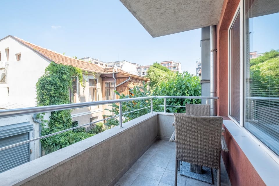 Day, View (from property/room), Balcony/Terrace, Balcony/Terrace, Dining area