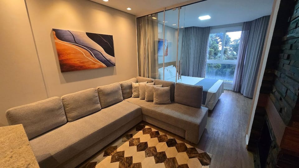 Flat Luxo c/ Lareira + Piscina | Serra Class Apartment in Canela