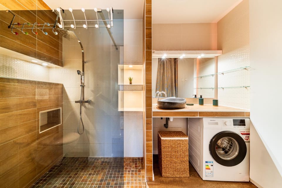 Shower, washing machine
