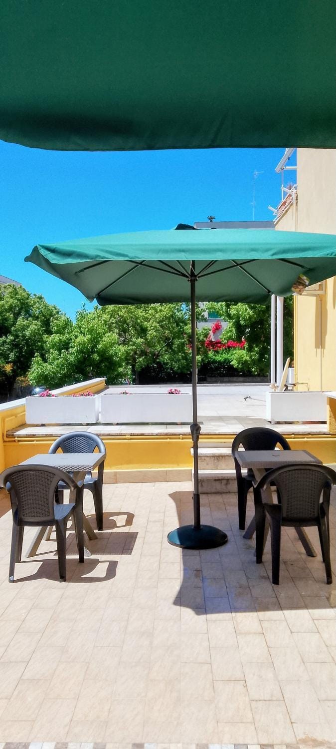 Balcony/Terrace, Internal: Not applicable to any particular room