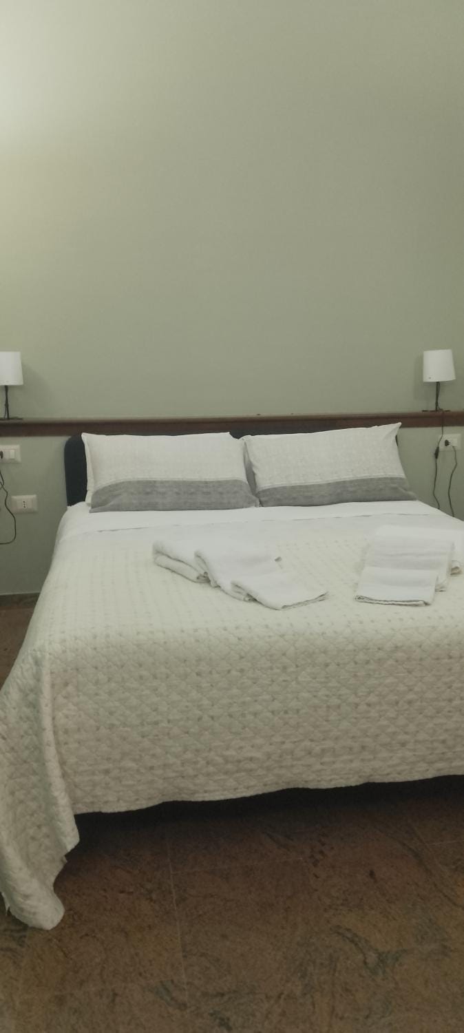 Alloggio Turistico Casa Vela Bed and Breakfast in Anzio