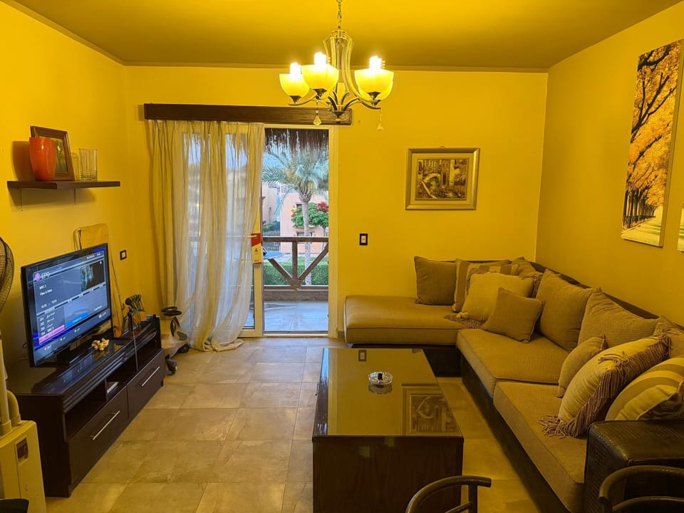 Mountain View Sokhna 2,Luxury Pool, 2BR Retreat Apartment in South Sinai Governorate