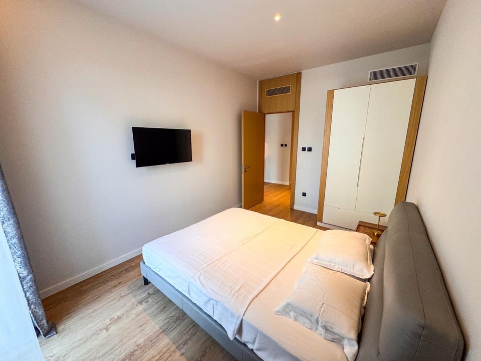 TV and multimedia, Bedroom, wardrobe