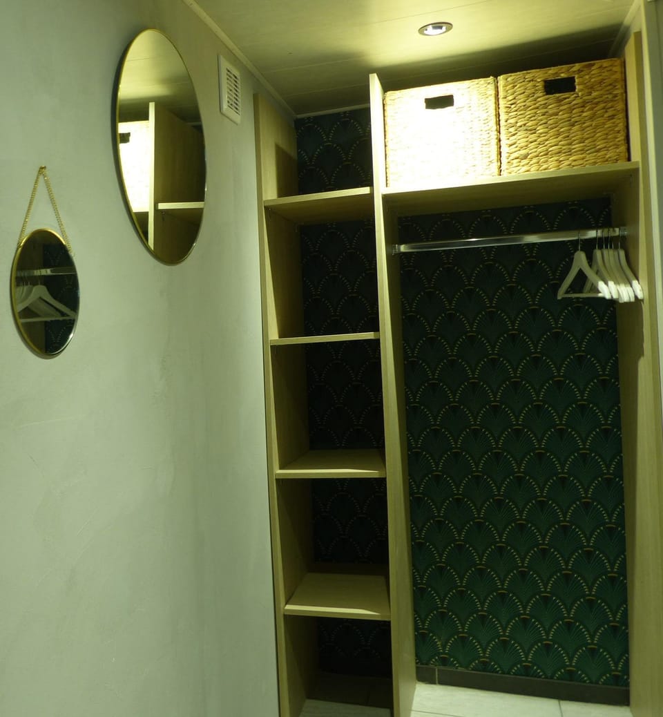 wardrobe