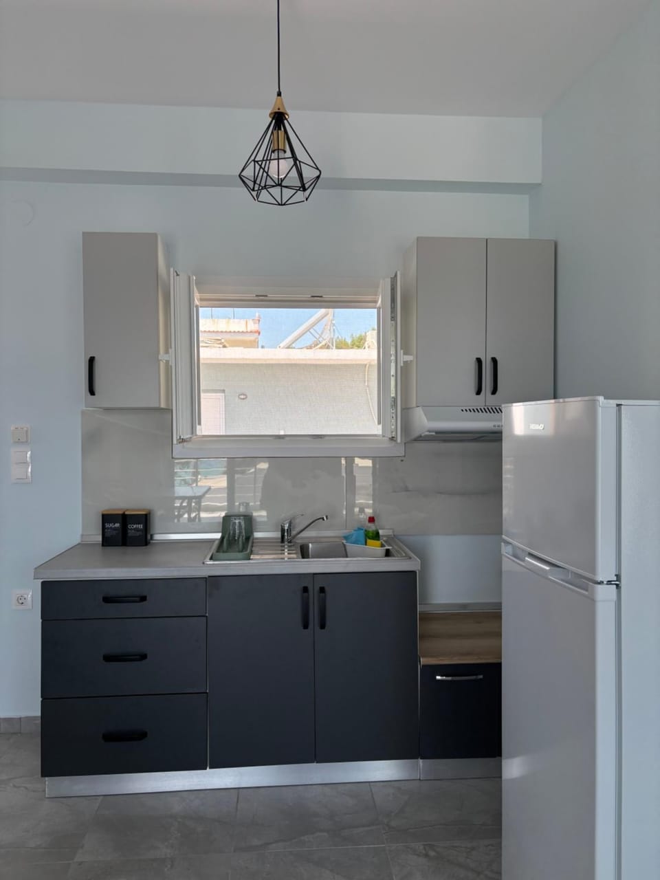 Kitchen or kitchenette, stove