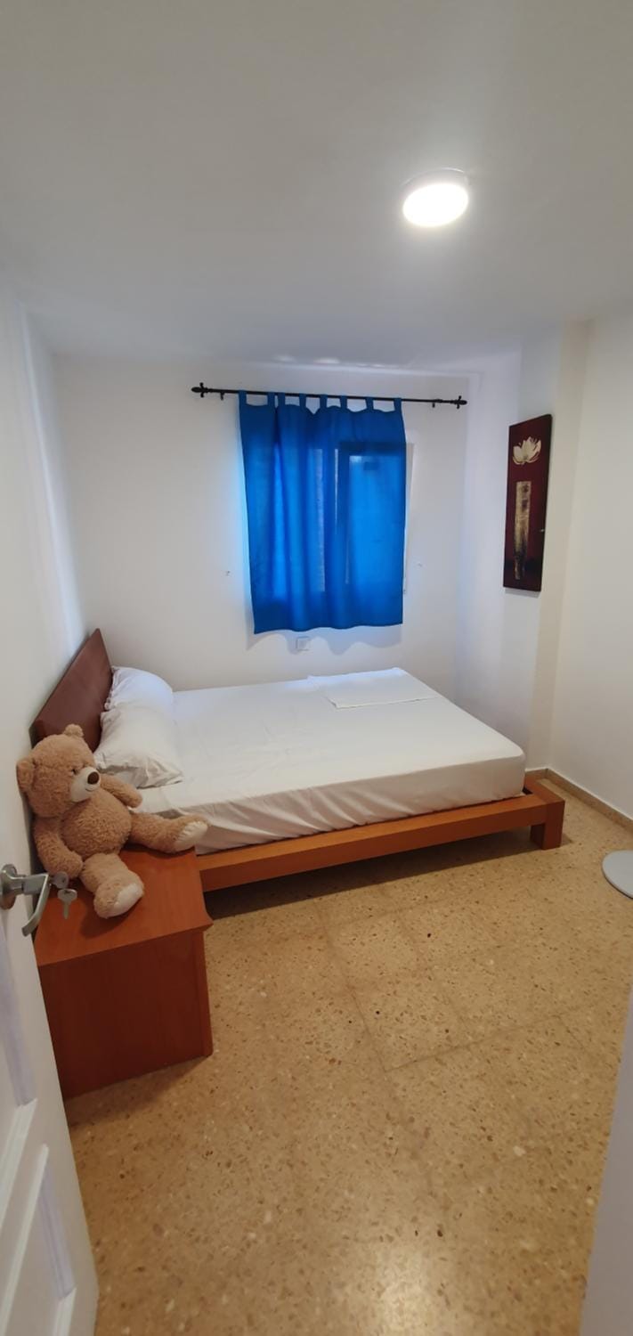 Habitaciones ROOMS en Port Sagunto Apartment in Port de Sagunt