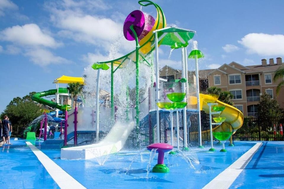 Aqua park, Swimming pool