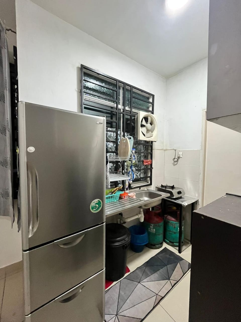 A&M Budget Apt, 5mins to Airport, 8mins to KK City Apartment in Kota Kinabalu