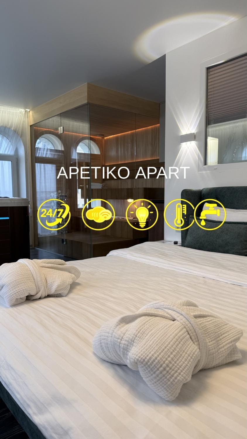 Sauna, Bedroom