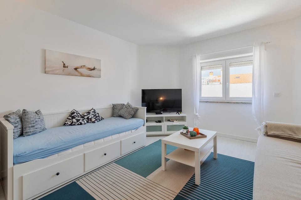 Costa 27 Beach Apartment - By Y Concept Apartment in Costa da Caparica