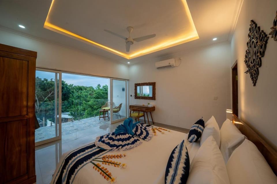 Bed, Bedroom, air conditioner