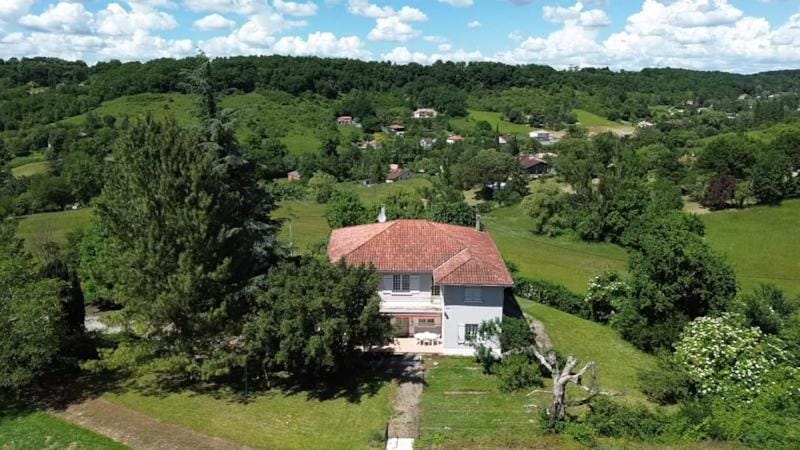 Magnifique maison avec piscine House in Occitanie