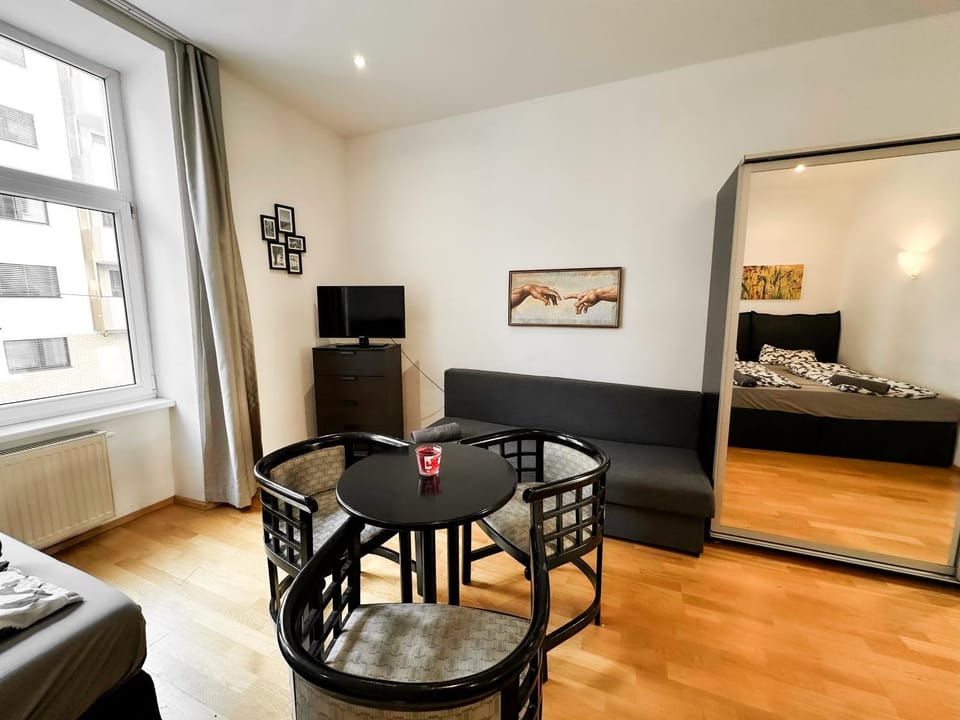 Lovely Rooms in Brigittenau Area MM10 Vacation rental in Vienna