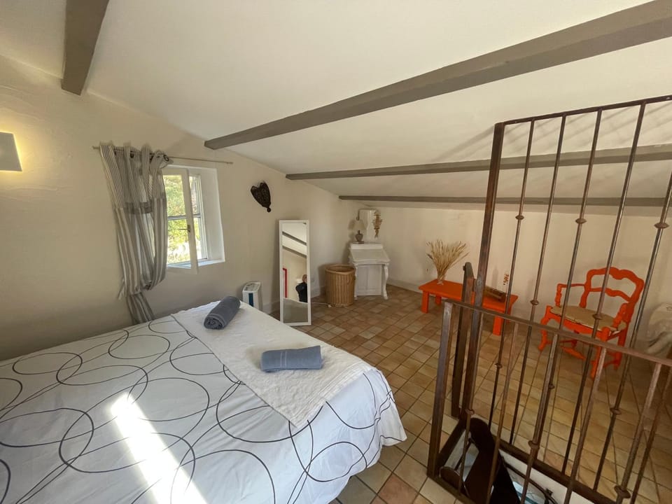 Petite Maison provencale Bed and Breakfast in Provence-Alpes-Côte d'Azur