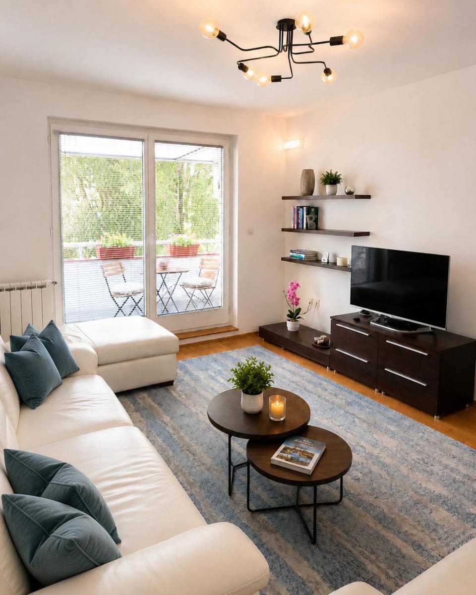 TV and multimedia, Living room, Seating area