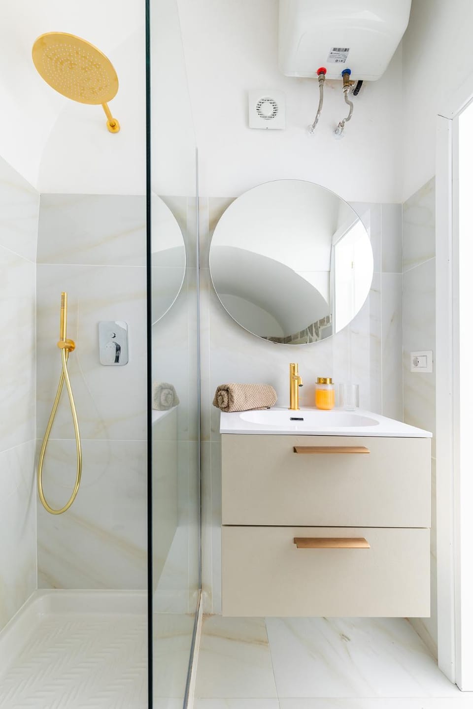 Shower, Bathroom