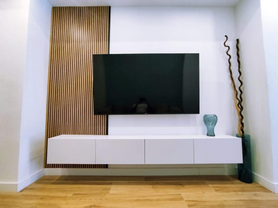 Communal lounge/ TV room, TV and multimedia