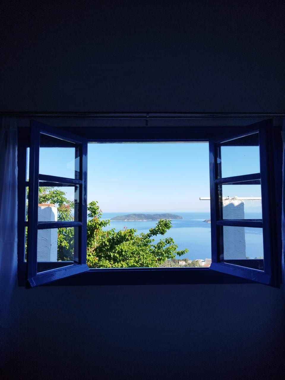 2P studio Apartment in Sporades, Greece