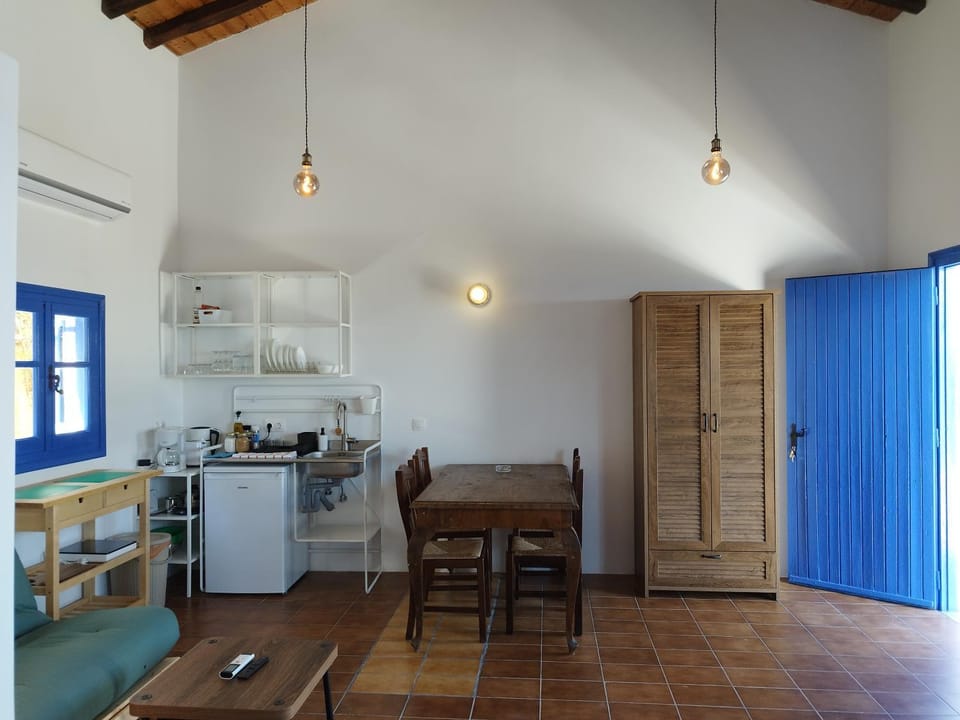 2P studio Apartment in Sporades, Greece