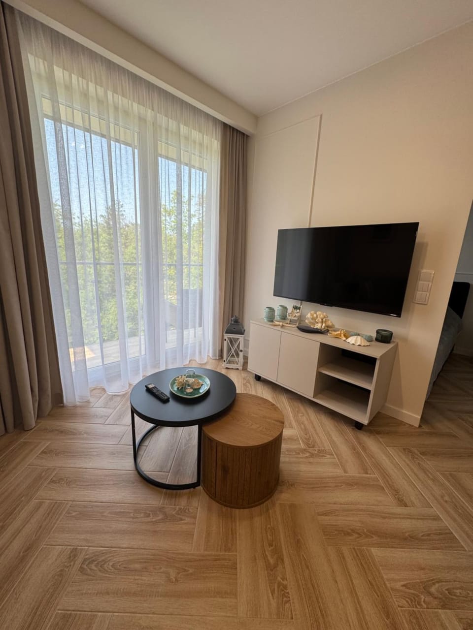 Communal lounge/ TV room, TV and multimedia, Evening entertainment