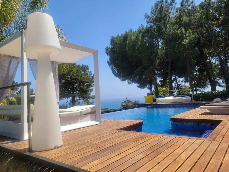Swimming pool, Swimming pool, sunbed