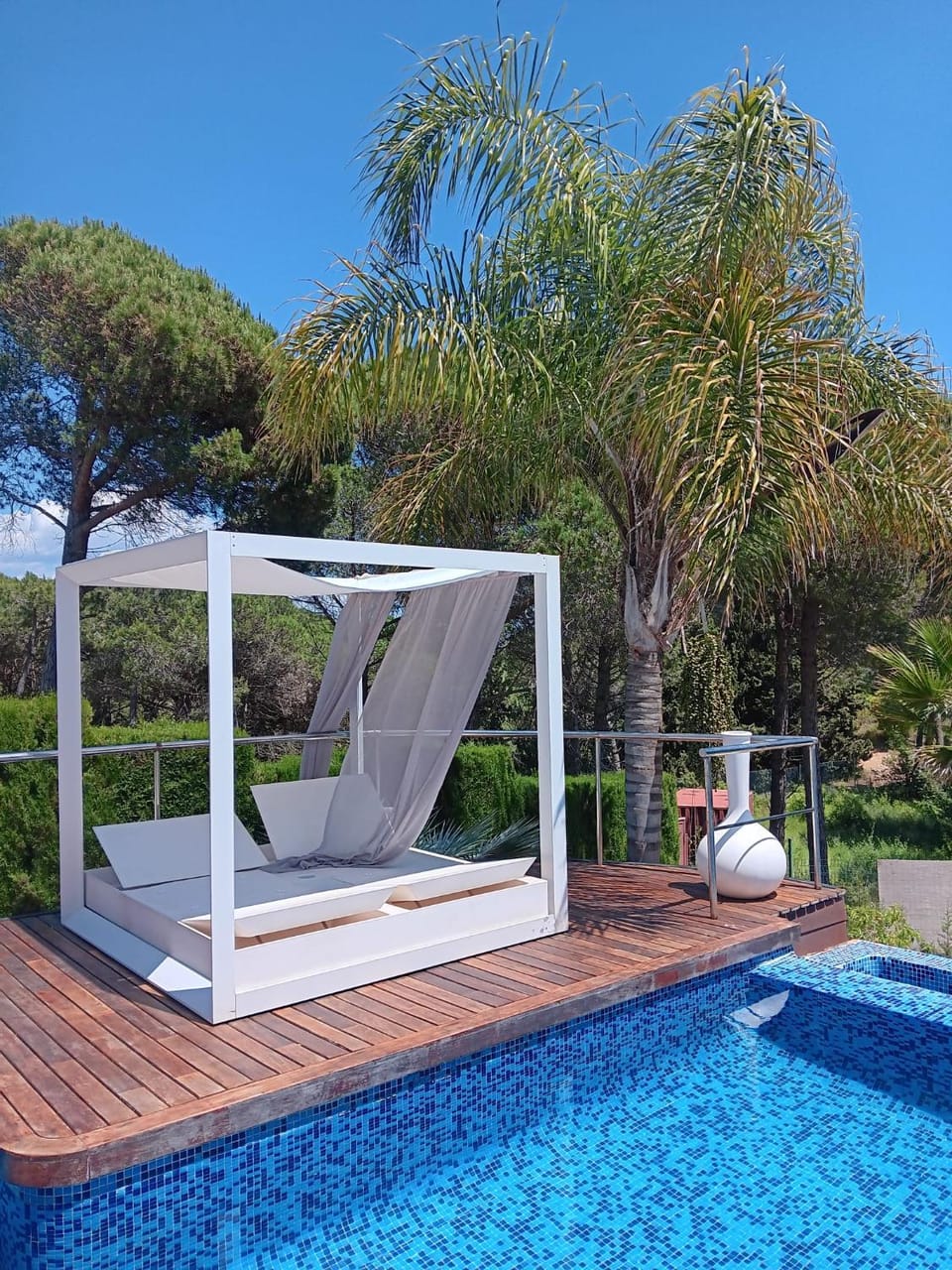 Swimming pool, Swimming pool, sunbed