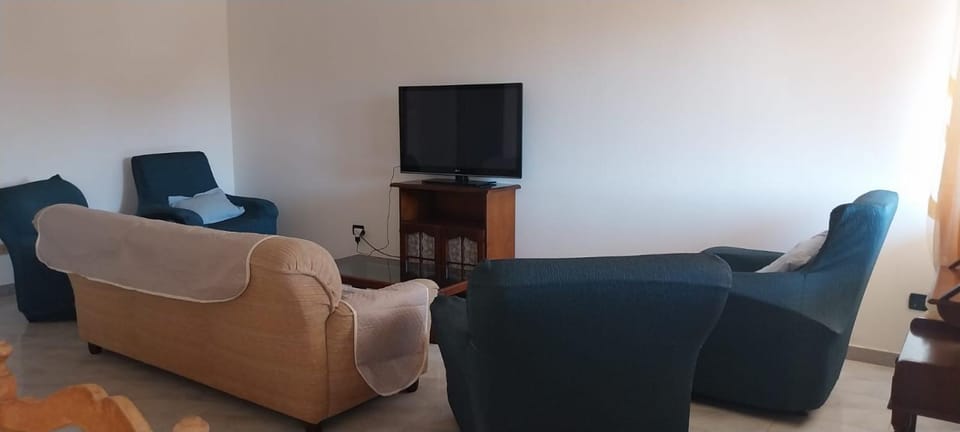 Communal lounge/ TV room, Living room, Evening entertainment