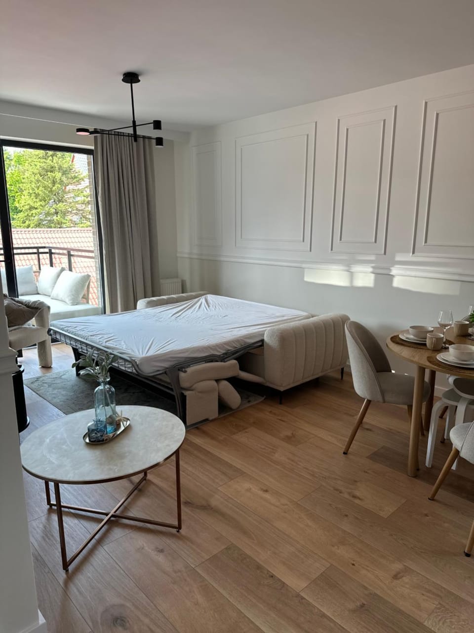 Bed, Photo of the whole room