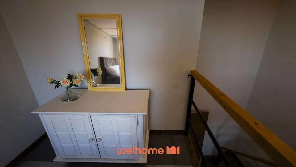 Loft no Centro de Ponta Grossa com Mezanino Apartment in State of Paraná