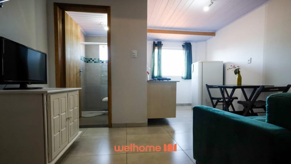 Loft no Centro de Ponta Grossa com Mezanino Apartment in State of Paraná