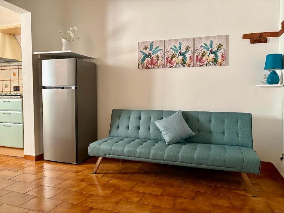Mezzanino Flat Apartment in Livorno