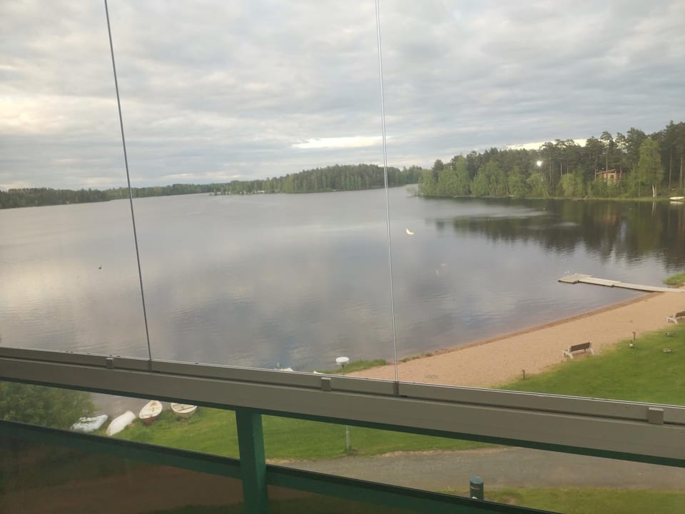 Yksiö upealla järvinäkymällä Termessä Apartment in Finland