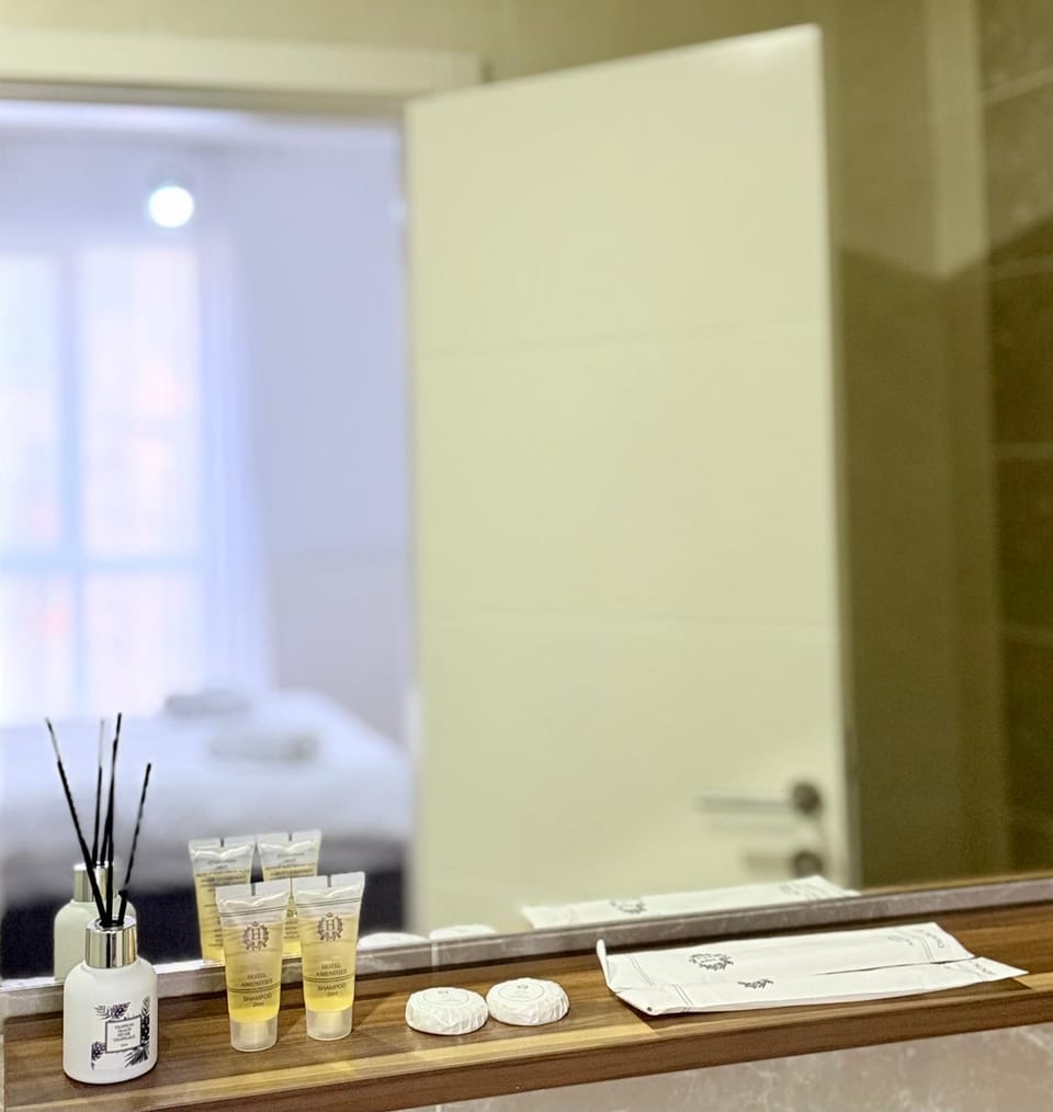 green diamond 3 bedroom Apartment in Tbilisi, Georgia