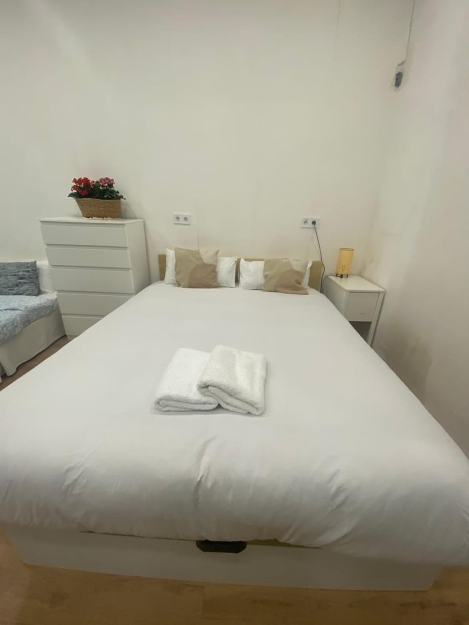 Barcelona Home Apartment in L'Hospitalet de Llobregat