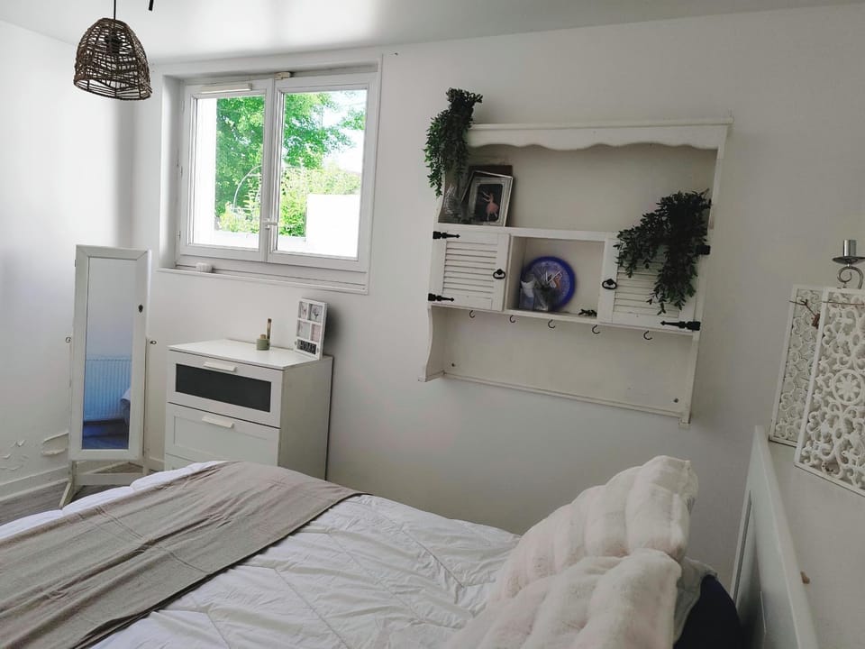 Chambre proche Paris, 15min aéroports Bourget Roissy et Villepinte Parc des expositions Vacation rental in Île-de-France