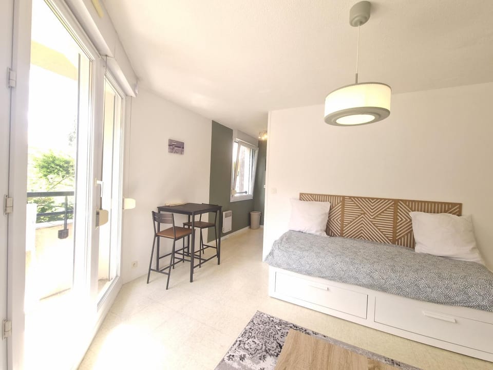 Le Lautrec #Parking Apartment in Auvergne-Rhône-Alpes