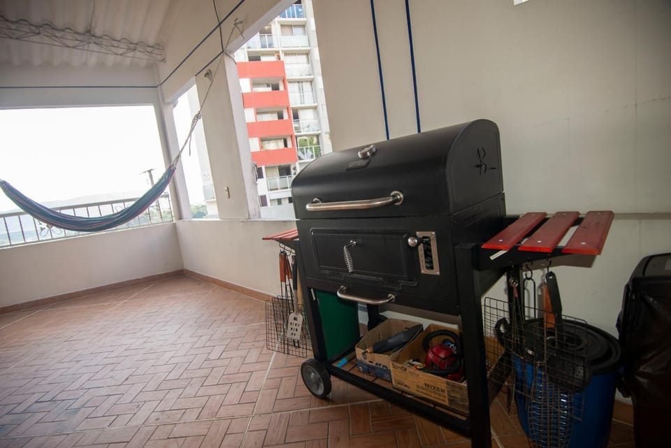BBQ facilities, Balcony/Terrace, Seating area, Area and facilities, oven