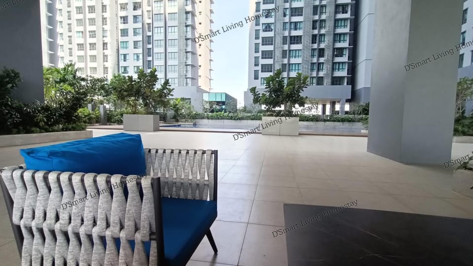 Property building, Seating area