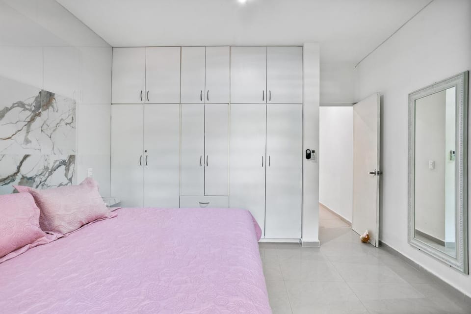 Bed, Photo of the whole room, Bedroom, wardrobe