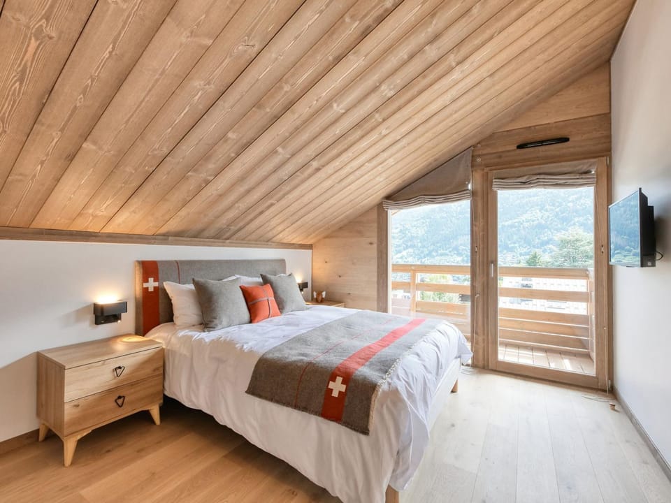 Chalet familial 5 chambres, proche ski, vue Mont-Blanc, parking et WiFi Chalet in Saint-Gervais-Bains