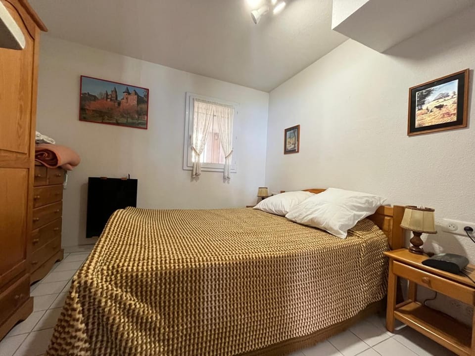 Spacieux appartement climatisé 80m² avec piscine et vue mer à Sète - FR-1-338-620 Apartment in Occitanie