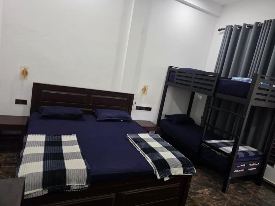 Bed, bunk bed