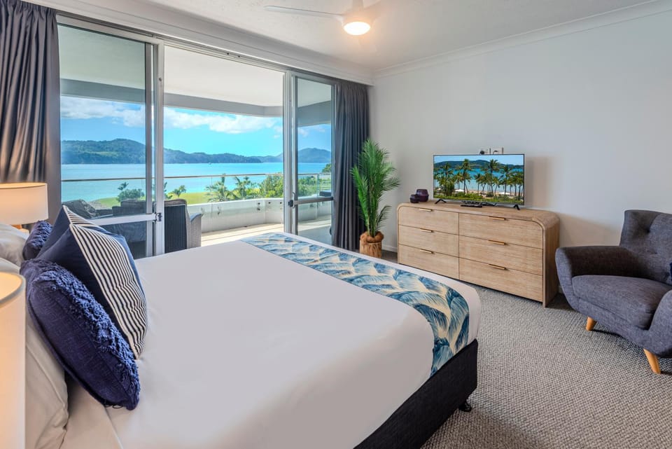 Bed, View (from property/room), Bedroom
