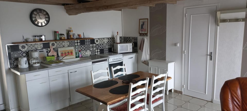 gîte de LA LANFRAYERE House in Pays de la Loire