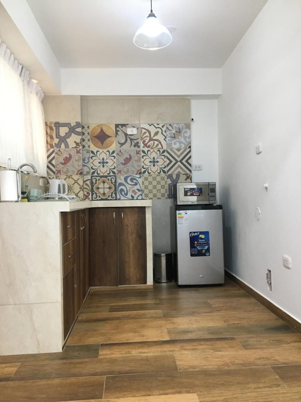 Kitchen or kitchenette, oven, stove