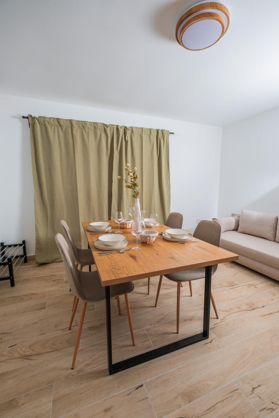 Living room, Dining area